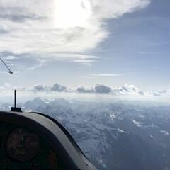 Flugwegposition um 15:18:10: Aufgenommen in der Nähe von Gemeinde Innerbraz, Innerbraz, Österreich in 3105 Meter